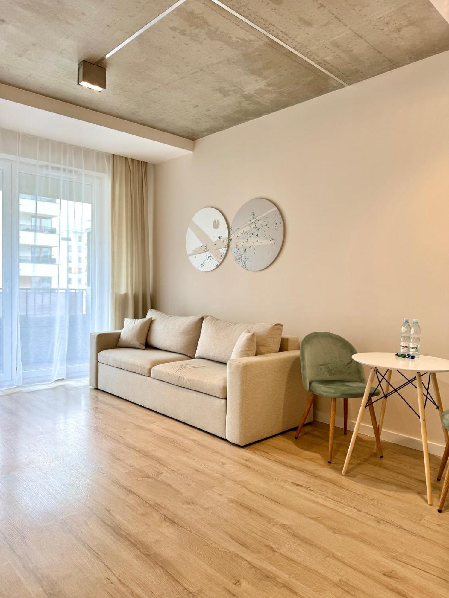 Komputerowa Apartments Airport And Business District Varšava Exteriér fotografie